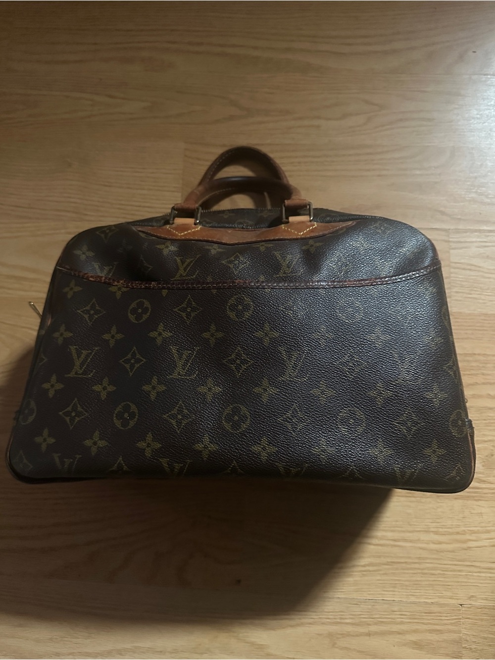Louis Vuitton Monogram Canvas Men’s Briefcase in Brown